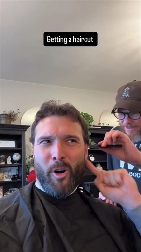 * Stop us, if you’ve heard any of these ... 😜😆 "Just a light dusting ✂️" 🎥 @frontporchdad #morninglaughblast #btcLAUGHBLAST | BehindTheChair.com