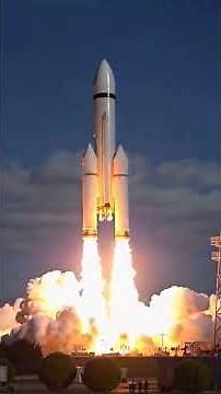 Why do rockets curve? #rocket #orbit #earth #earthgravity