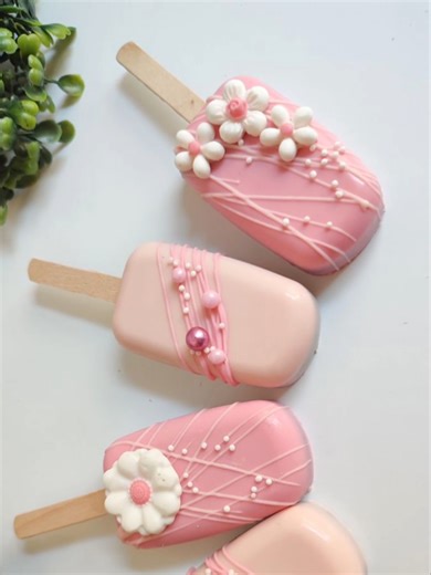 We’re a little sweet space creating handmade chocolates & cute treats ✨ Handcrafted chocolates & sweet treats ✨ Available for weddings, parties & special events 🌸 Pre-orders & custom orders now open — DM us 💌🩷 #handmadetreats #handmadechocolates #foryou #smallbusiness #capcut