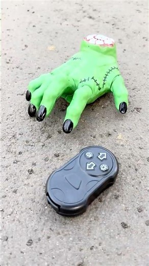 Remote Control Hand With Finger Moving