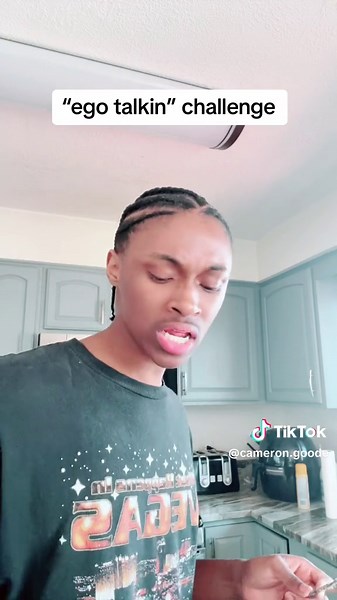 “Ego Talkin” riff challenge @Saint | This riff is my new favorite vocal warm-up! 🤭 #singing #egotalkinchallenge #egotalkin #riffchallenge #vocals