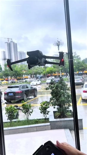 Explore the World with the FPV Flycam Drone