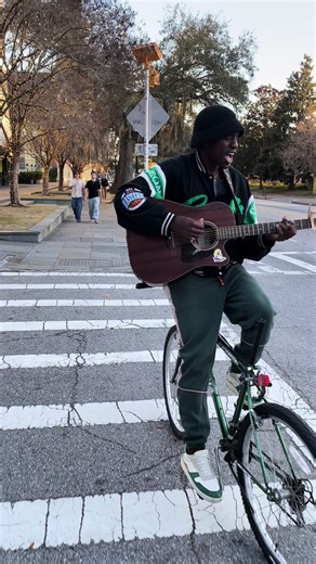 The lady on the bike gets me everytime😭❤️ #wig #artistoftiktok #viral #charlestonsc