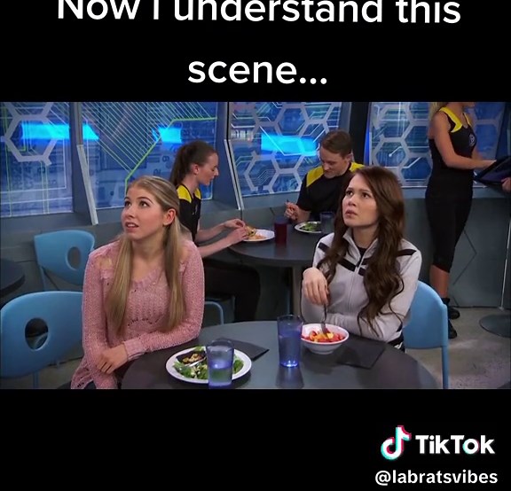 La comedia de Bob en Lab Rats: Un momento divertido