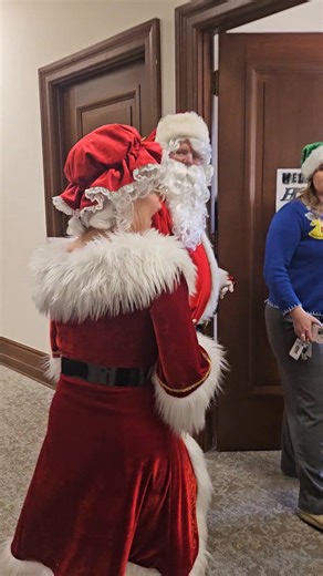 Mr. and Mrs. Santa Clause-Tracking. The Elves' Security Team was much more rigid than for the MLA's; I must say 🧛 | Angela Brydges