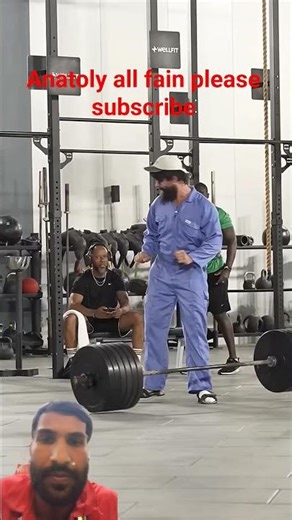 Look Cleaner power 💪🏼💀 Bodybuilder is sock #anatoly #gym #shock #to #bodybuilder #power #of #cleaner