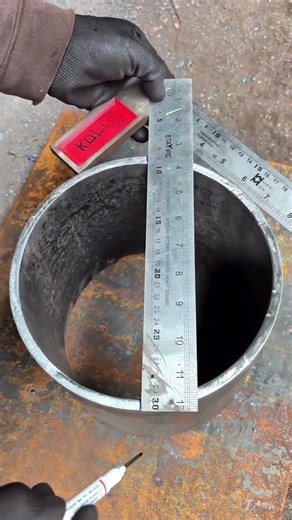 simple way to find the centre of round pipe #welding #tools