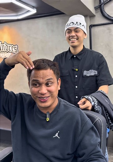 Gupit boss oma, leeg na naman ang tama @BUMP 🔥 Bukas ang shop ng 8:30AM-8:00PM Gupit 150 with Free Foot Massage ‼️ 📍1649 A. Francisco St. San Andres Bukid Manila #sanandresbarbershop #barberlife #barbernation #barberfade #fadehaircut