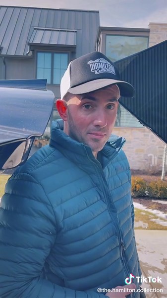 5 Things About Pagani: Keith Urban's Car Collection Revealed