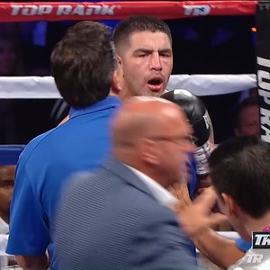 3.2M views · 10K reactions | That reaction  | Top Rank Boxing | Facebook