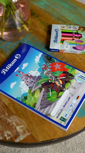 Ein schönes Motiv, der Pelikan-Malblock in A4 und unsere dreieckigen combino® Buntstifte - das sind die perfekten Voraussetzungen für das nächste kleine Kunstwerk! 🥰🌷 | Pelikan Deutschland