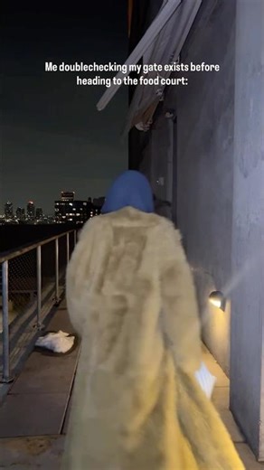 CHOOSE YOUR PLAYER: 🧡🖤💚