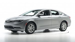2017 Chrysler 200 4-door sedan