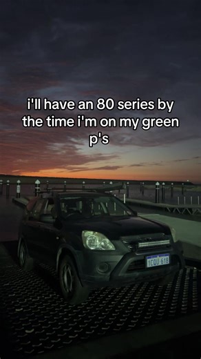 Size of a bus, drives like a boat #landcruiser #australia #fyp #80series