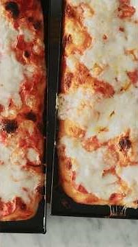 Pizza Margherita Roman Pan Style | Light, Crispy, and Easy to Make