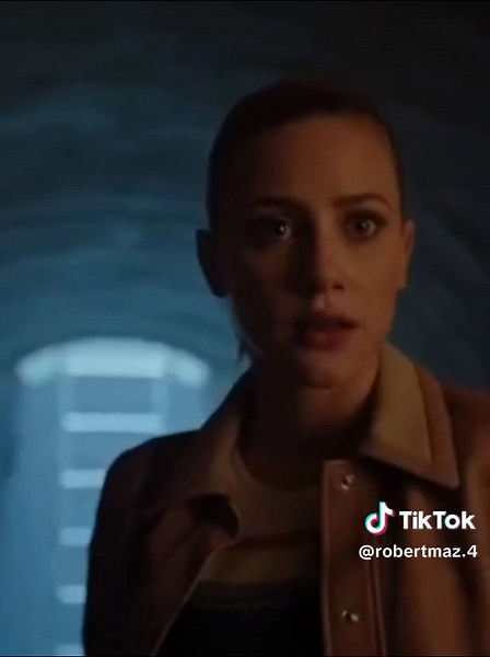 Poderes de Riverdale: Heather y Veronica en acción