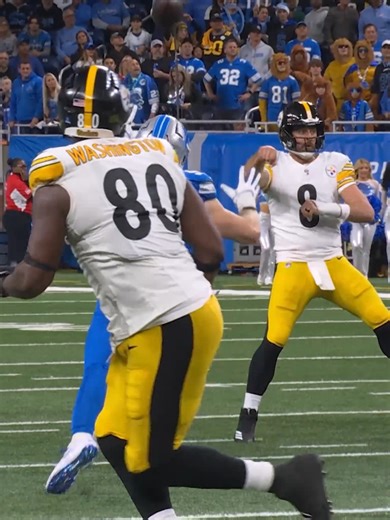 4.9M views · 69K reactions | Darnell Washington is an absolute unit. | NFL | Facebook