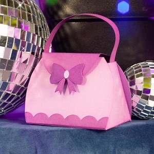 Make special occasions, parties, and birthdays extra special with the new 3D Box Dies! 朗 Take a look here   https://bit.ly/3LMzwQl  https://bit.ly/3PI4KJE | Crafter's Companion | Facebook