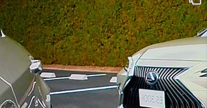 2019 Lexus ES Will Be the First Car With Digital Side Mirrors