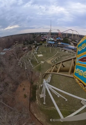 Let’s take a ride on Virginia’s BEST COASTER 🎢 Pantheon @Busch Gardens Williamsburg #buschgardens #williamsburg #virginia #rollercoaster #amusementpark