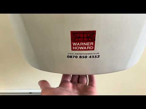 Dead (Warner Howard SM48) Modified Saiwen S71001 at Felixstowe Library - 🚻♿️🚼