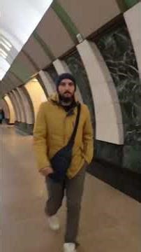 Moscow Metro Station Tour 🇷🇺 | রাশিয়ার আন্ডারগ্রাউন্ড মেট্রো এত সুন্দর ভাবতেই পারবেন না!