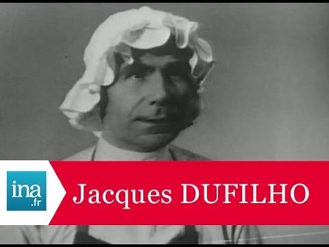 Jacques Dufilho "Victorine faisant la visite du château" - Archive INA