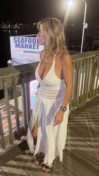 Mary Burke simple night on the docks. Follow my adventure. #maryburke #fun #follow