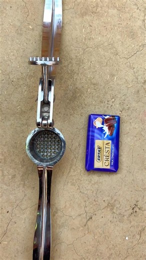 Cresta cholate blue #shorts#shortfeed#viral#candy#crushing#shortsviral