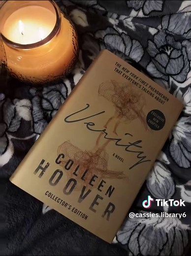 My 2025 reads! My goal for 2026 is to hit 30 books! I was so close this year but missed it by one 🤦‍♀️#booktok #readinggoal #alchemised #shattermeseries #ACOTAR