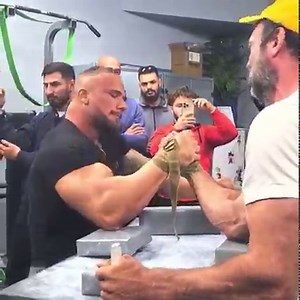 4.1M views · 49K reactions | Armwrestling Vs King Leonidas Who wins in real match? | Devon “No Limits” Larratt | Facebook