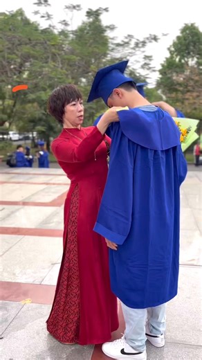 💐 Nhộn nhịp, vui mừng và đầy tự hào: Lễ tốt nghiệp Bách khoa Đà Nẵng 2025 💕 | Tuyển sinh Trường Đại Học Bách Khoa - Đại Học Đà Nẵng