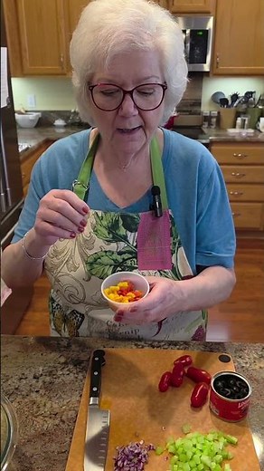 QUICK TIP! How to Freeze Extra Peppers for Later Use
