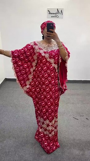 Latest Lace Top Styles for Women in 2025