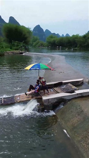 Professional Tour Guide in Guilin #guilin #beautiful #lake