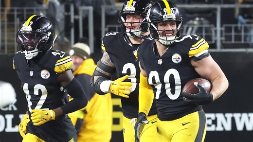 NFL playoff predictions, ESPN matchup predictor's picks, win probabilities