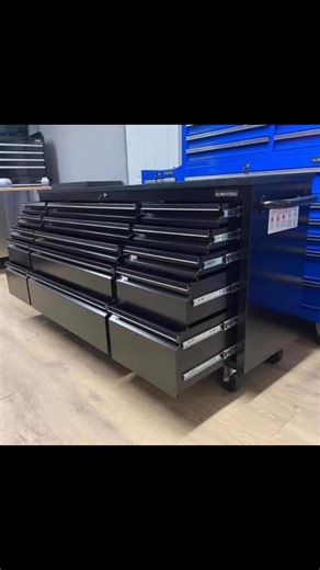 🔧🔥 PRE-ORDER NOW – US PRO TOOLS 72” TOOLBOX – ONLY £599.99! 🔥🔧 Serious storage for serious work. The US PRO TOOLS 72” Toolbox is built for professionals who need strength, space, and style in their workshop. ✅ Massive 72” heavy-duty steel construction ✅ Smooth ball-bearing drawers ✅ Secure locking system ✅ Sleek, professional finish ✅ Built to handle demanding daily use Whether you’re upgrading your garage or kitting out a full workshop, this toolbox delivers premium performance without the 