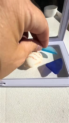 1.7K views · 12 reactions | Making beautiful blue sea glass in rock tumbler #seaglass #beachcombing #beachglass #seashells #shelling #rocks #rockhunting #beachfind | KM3-sight | Facebook