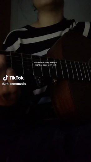 Summer Walker Session 33: Soulful Singing Performance