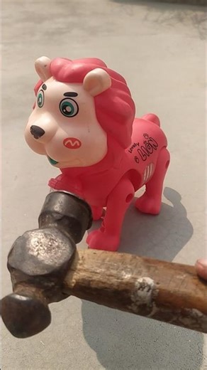 Rc lion king mast toy vs hammer