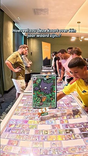 Hoeveel zou deze Pokémon kaart over één jaar waard zijn..?