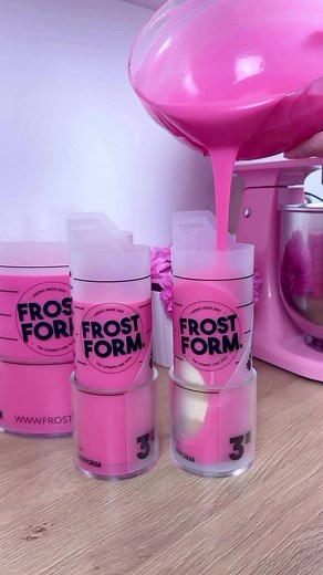 Using Frost Form made it SO much easier to make this Castle Cake! 🏰 Plus, it’s all edible!! 🙌🏻 You can create this cake too using our 3” & 7” Kits from www.frostform.com! #frostform #cakedecorating #birthdaycake