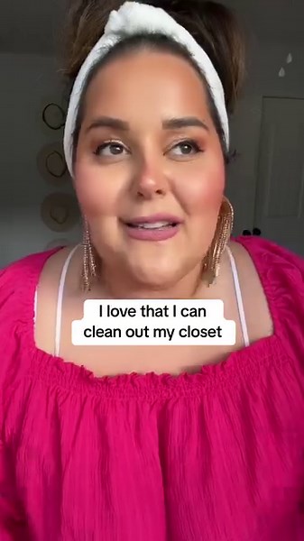 Discover a second life for your pre-loved fashion on Poshmark. Give your items a new home by listing them today! | Poshmark