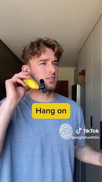 Mastering Phrasal Verbs with 'Hang' in English
