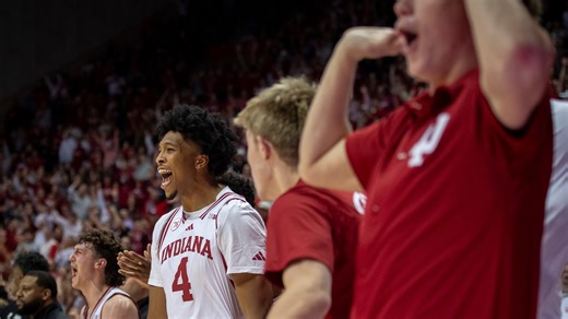 Indiana basketball vs. Minnesota game results: Hoosiers open Big Ten play with a loss, court storming