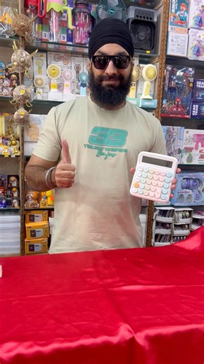 Old calculator ➕🟰 vs new dizain calculator 🔛➗🔝 #toyhouse #Digital #calculator