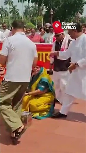 Rahul Gandhi Leads Opposition Protest Over Ayodhya Temple Donation Row