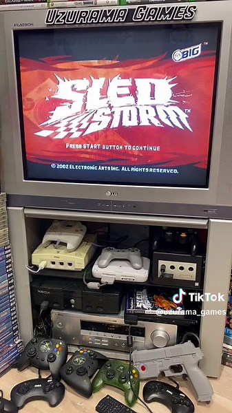 Sled Storm on Playstation 2 ⛄️🌨️🧊 #sledstrom #snowmobile #snow #winter #trick #sport #speed #race #racing #racer #uzuramagames #uzurama #memoryunlocked #gamertiktok #retrogames @PlayStation #ps2 #playstation