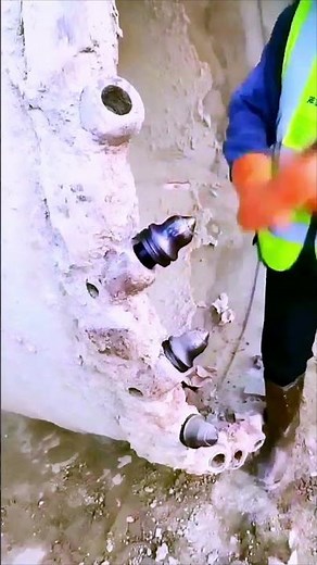 Bucket tooth installation process - a good tool can improve the efficiency of doing things