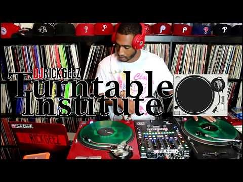 5 Reasons: Serato Scratch Live vs. Serato DJ